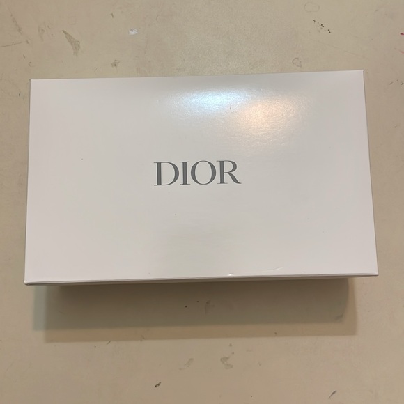 3-Pc. Dior set. NIB. - Picture 2 of 3